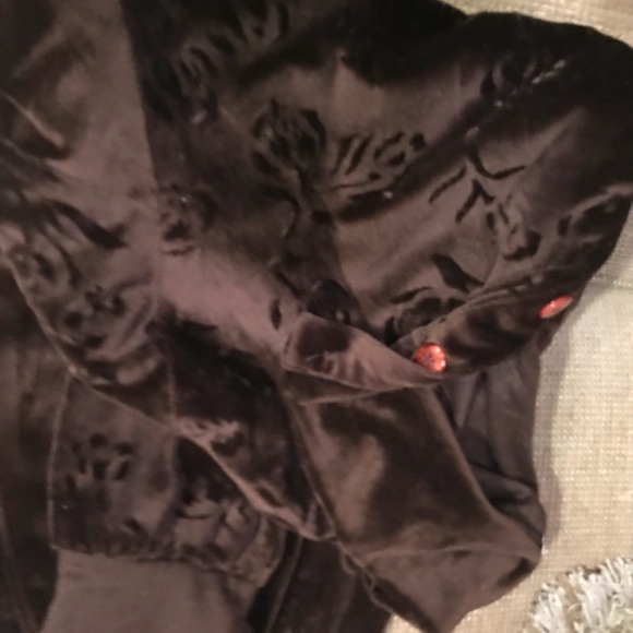 Top - Picture 3 of 6